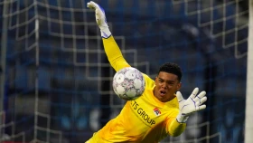 Лучшая оборона Эредивизи. АЗ едет в гости к «Валвейку». Где и во сколько смотреть матч