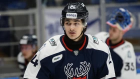 19-летний казахстанец дебютировал в КХЛ