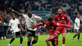 «Бешікташ» өз алаңында «Антальяспорды» жеңді (видео)