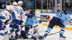 «Барыс» встретится с «Сибирью»