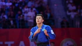 Казахстанские дзюдоисты будут бороться за бронзовые медали чемпионата мира
