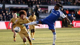 «Кристал Пэлас» 6-лига клубына сенсациялық түрде жеңілді (видео)