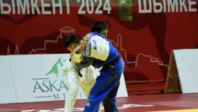 Командный зачет молодежного чемпионата РК по дзюдо выиграли представители Жамбылской области