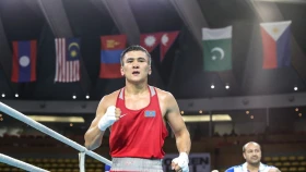 Қазақстандық боксшының Англиядағы жекпе-жегі нокаутпен аяқталды
