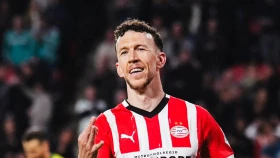 ПСВ вновь в чемпионской гонке (видео)