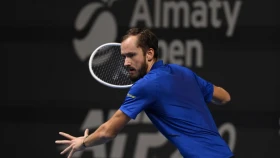 Даниил Медведев вышел в четвертьфинал Almaty Open