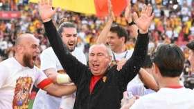 Стоилов против Гюнеша в битве соседей по турнирной таблице. Где и во сколько смотреть матч «Гезтепе» - «Трабзонспор»