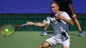 Денис Евсеев алғашқы матчта есе жіберді