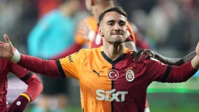 «Галатасарай» упрочил лидерство (видео)