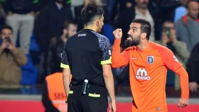 Возвращение Арда Турана на Башакшехир Фатих Терим. Где и во сколько смотреть матч «Башакшехир» - «Эюпспор»