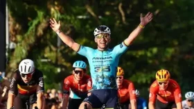 Легендарный спринтер «Астаны» феерично завершил карьеру на гонке в Сингапуре