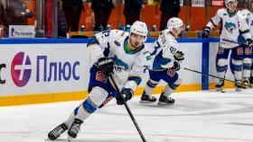 «Барыс» проиграл «Адмиралу» в овертайме