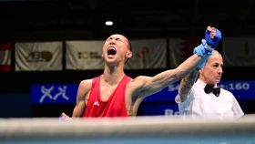 Два казахстанца выиграли золото Азиады по боксу