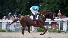 Кабирхан жаңа маусымдағы алғашқы жарысқа қатысты (видео)