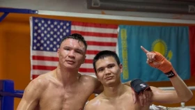 Жансерік Жақсыгүлұлы: Оның артықшылығы – команда, менікі – қайсар рух. Мен белбеу үшін бара жатырмын