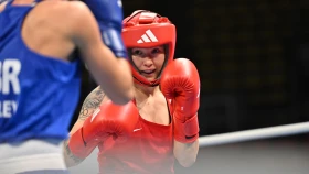 Назым Қызайбай теңіз жағасындағы жаттығуы жайында айтты