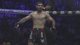 Хейбати победил Тажиева на Naiza 74 (ВИДЕО)