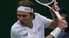 Александр Бублик Уимблдонның үшінші айналымына шықты