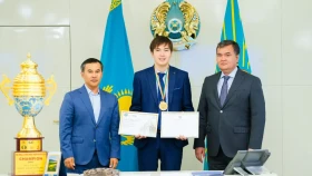 Шахматтан әлем чемпионы Қазыбек Нөгербек екі бөлмелі пәтер табысталды