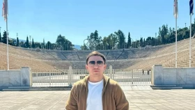 Головкин прилетел в Афины поддержать сборную Казахстана