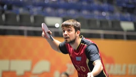 Мужская сборная Казахстана пробилась в четвертьфинал ЧА по настольному теннису в Астане