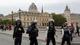 Франция полициясына Олимпиада ойындары кезінде сағыз шайнауға тыйым салынды