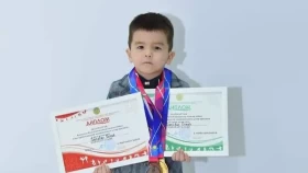 Атыраулық 5 жасар шахматшы ел чемпионы атанды