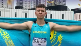 Максим Сажнев — Азия чемпионы және Қазақстан рекордшысы