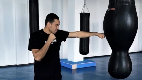 Бекбауов выиграл пояс WBC (видео)