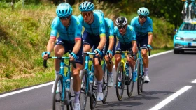 «Астана» потеряла одного гонщика на «Тур де Франс»