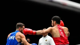 Боксшы Нұрбек Оралбай әлем чемпионатын жеңіспен бастады (видео)