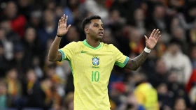 Бразилия минимально обыграла Эквадор (видео)