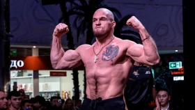 Артем Резников назвал топ-5 бойцов UFC в истории