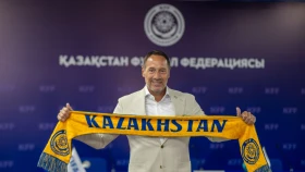 ҚФФ Қазақстан ұлттық құрамасы жаңа бас бапкерді таныстырды