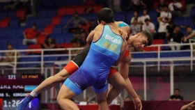 Бейбит Корганов может побороться за «бронзу» молодежного чемпионата мира