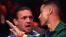 Конор Макгрегор Криштиану Роналду арқылы ақша тапқысы келеді