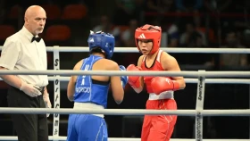 Ұлжан Сәрсенбек АҚШ боксшысынан жеңіліп қалды