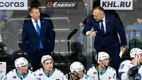 Галым Мамбеталиев: Было тяжело, СКА держал шайбу