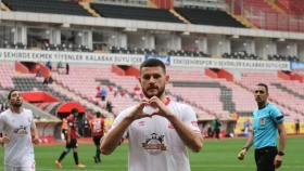 Нападающий сборной Косово перебрался в Казахстан