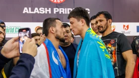 Жумагазы сохранил свой идеальный рекорд (видео)