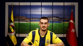 «Фенербахче» объявил о трансфере защитника молодежной сборной Сербии