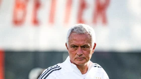 Дебют Моуриньо. Где и во сколько смотреть матч AFS – Бенфика