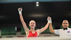 Казахстанка завоевала первое «золото» на чемпионате Азии по боксу в Таиланде