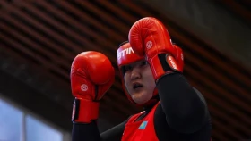 Дина Исламбекова завоевала "золото" чемпионата Азии по боксу