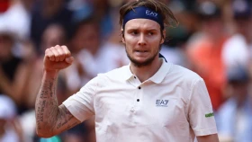 Александр Бублик впервые в карьере вышел в четвёртый круг Открытого чемпионата Франции
