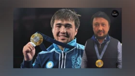 Тазабектің Сметовпен селфиі және Париждегі сәтсіздік туралы айтуға тыйым: Айтбек Тұрсынбай