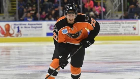 «Барыс» Майкл Веккионе мен Райли Уолшты командаға қосылғаны туралы хабарлады