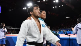 Елдос Сметов вышел в полуфинал Олимпиады