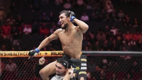 Алиби Идрис одержал первую победу в UFC