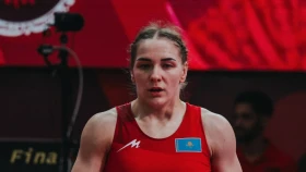 Үш қазақстандық қыздың қола жүлде үшін белдесуі. Анкичева, Бекеш және Казюлинаның жекпе-жектерінің тікелей эфирі